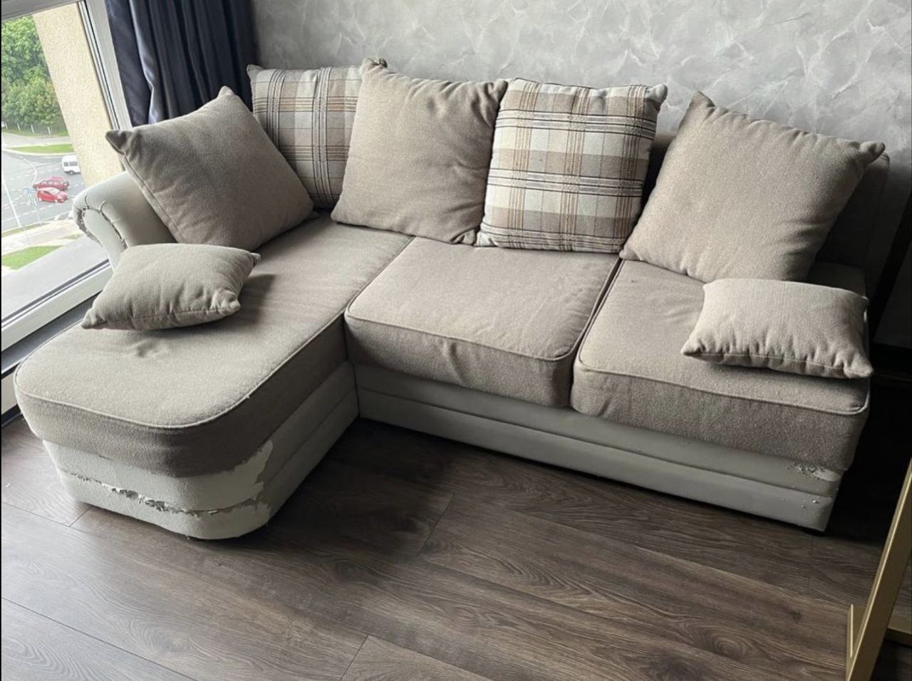 Основне зображення